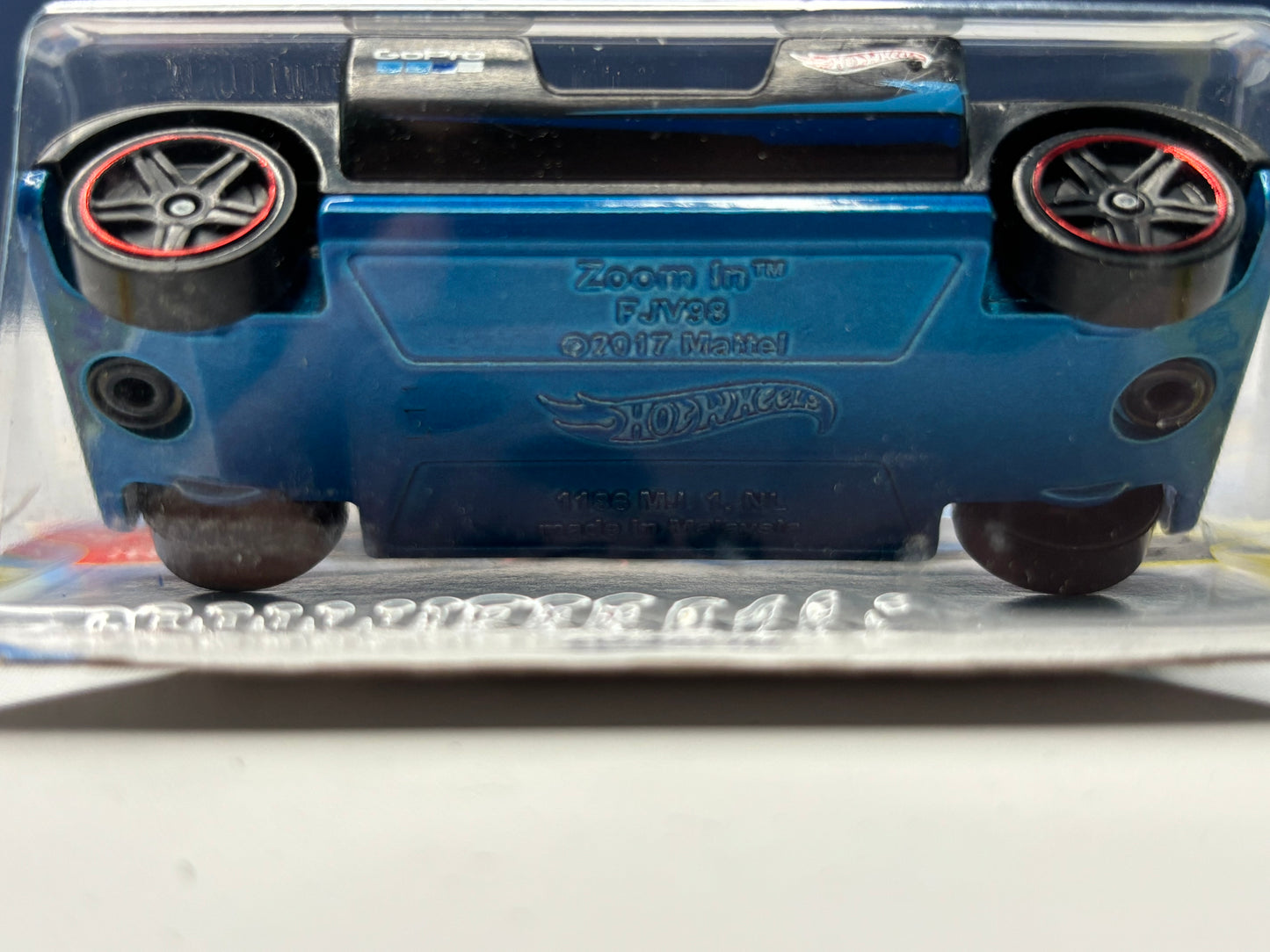 Zoom In: Experimotors