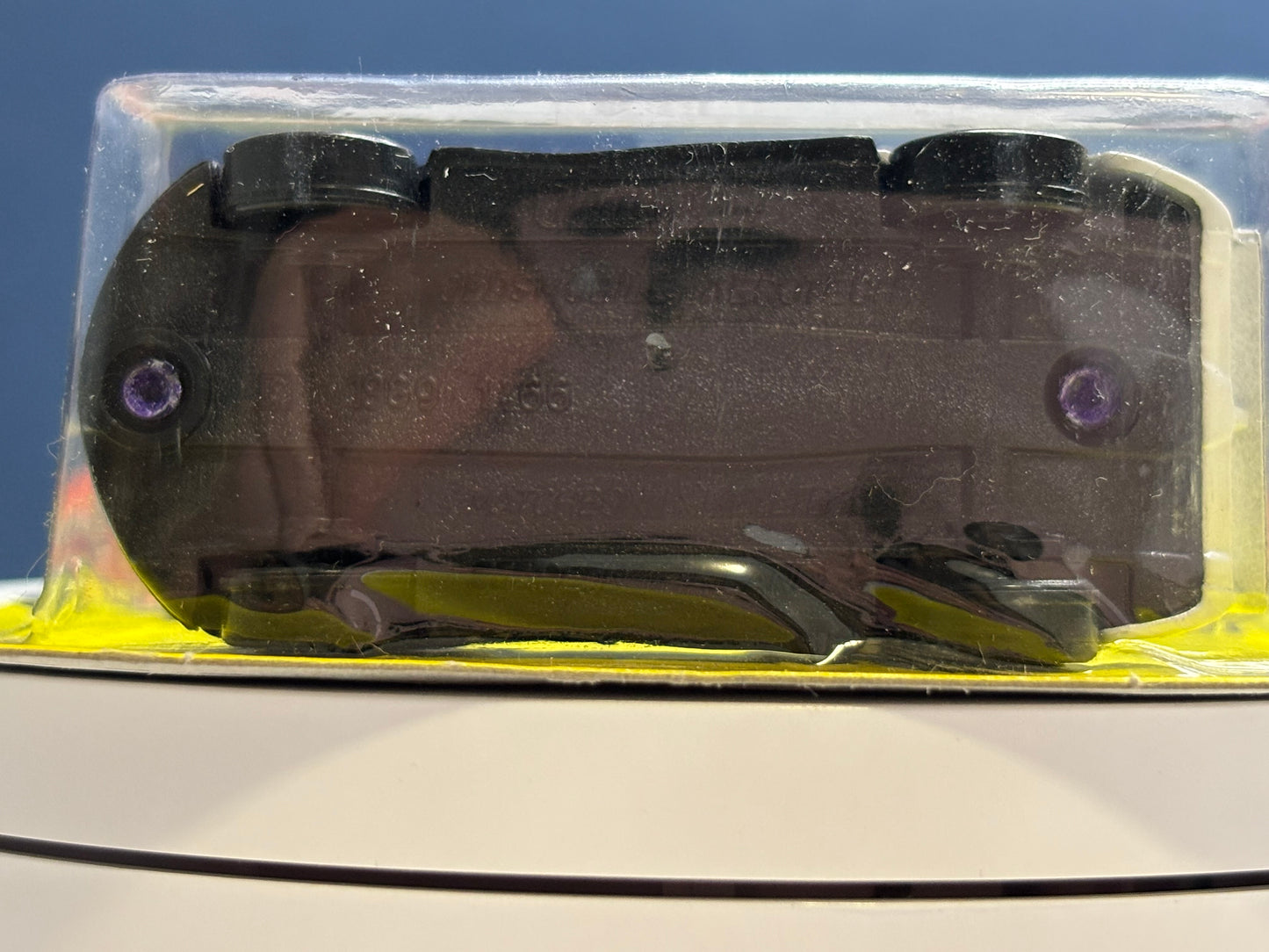 Matchbox #62 Oldsmobile Aerotech (purple/white)