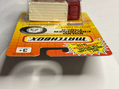 Matchbox MB #23 Volvo Container Truck (big top circus)