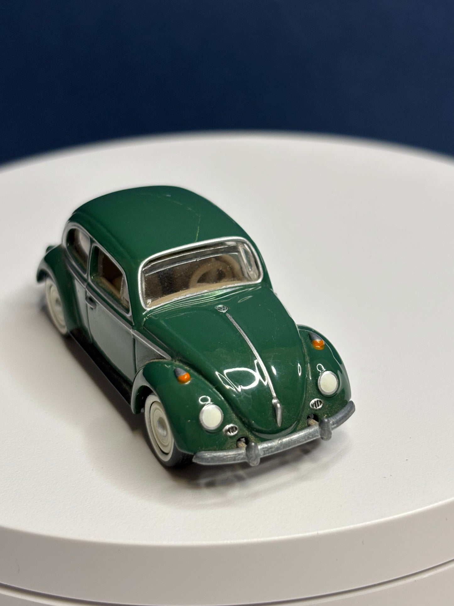 Johnny Lightning green Volkswagen