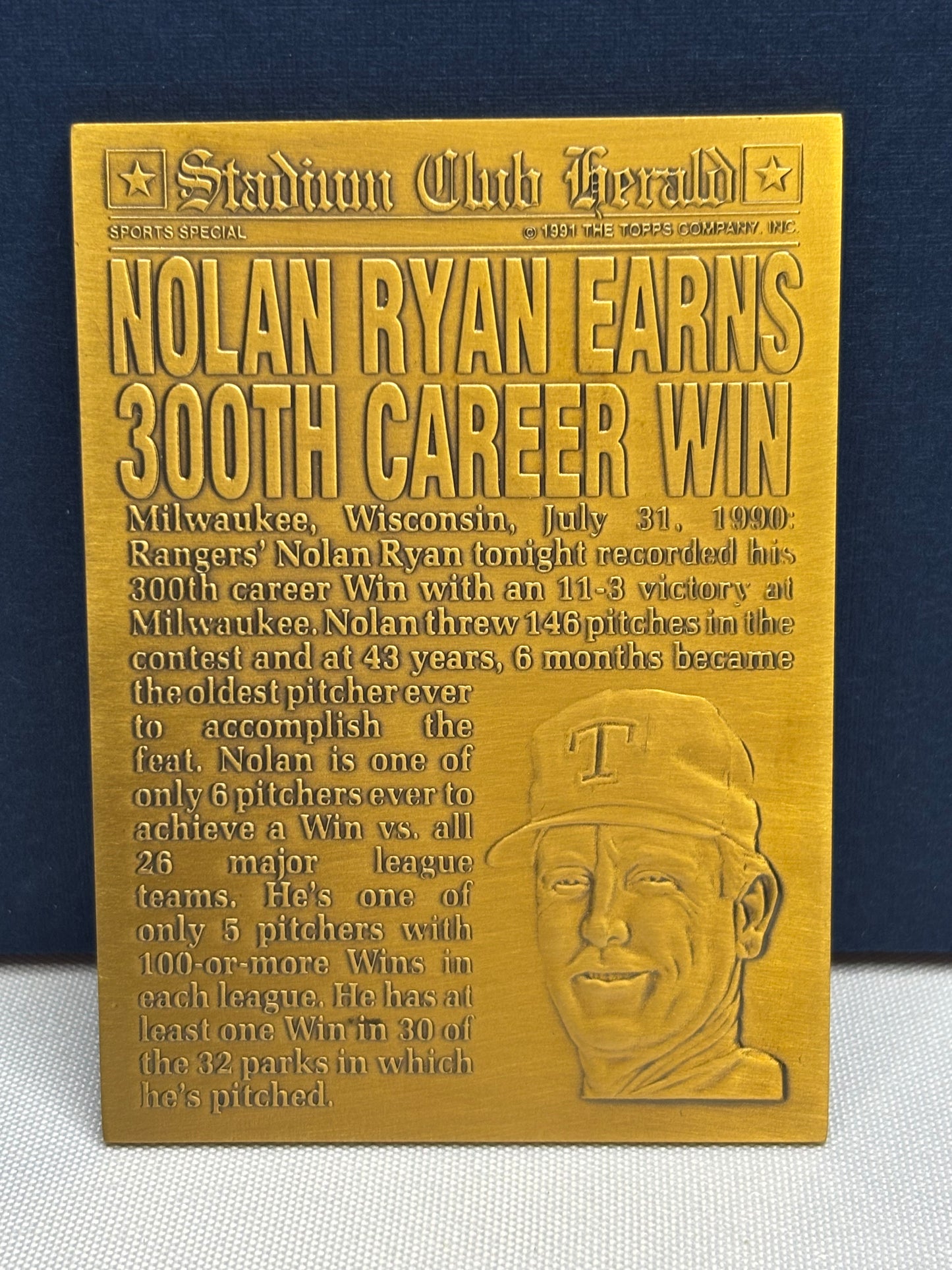 1991 Topps Stadium Club Charter Member: Nolan Ryan Medallion