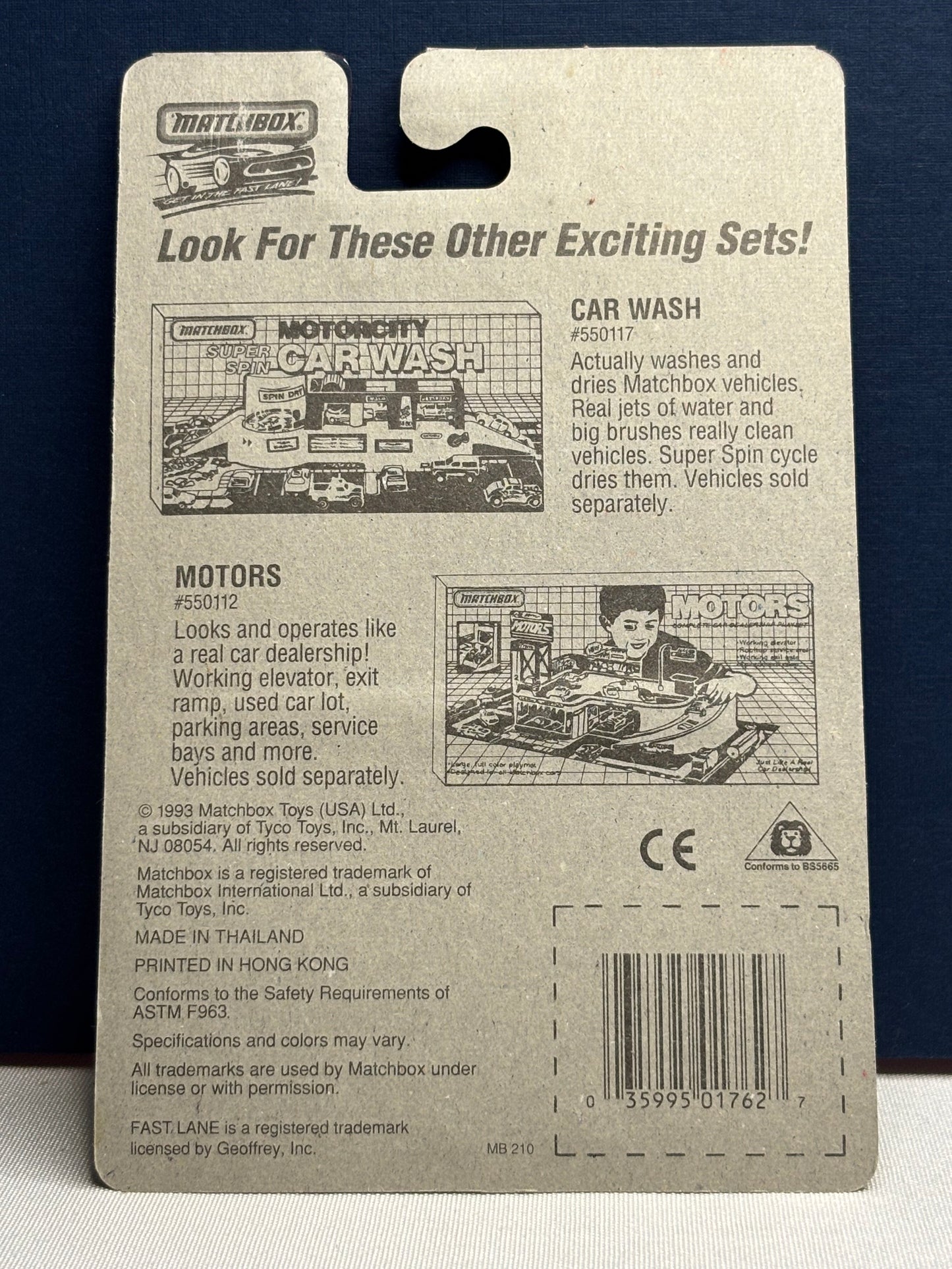 Matchbox #62 Oldsmobile Aerotech (purple/white)