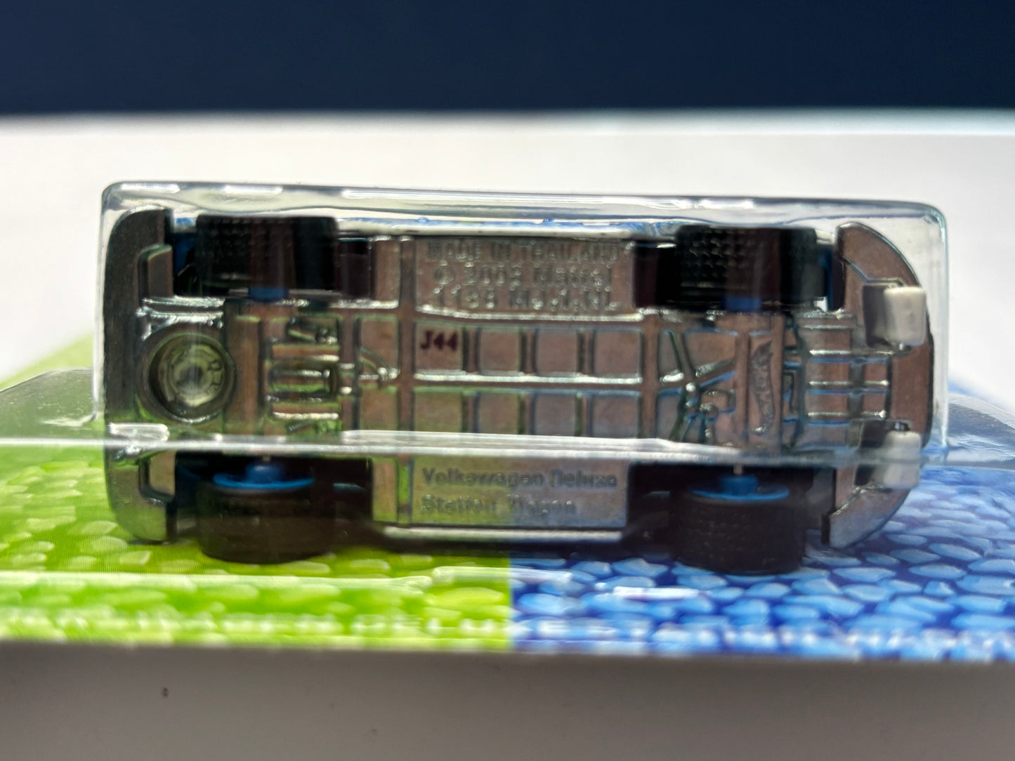 Deluxe Edition Volkswagen Deluxe Station Wagon: Nerds