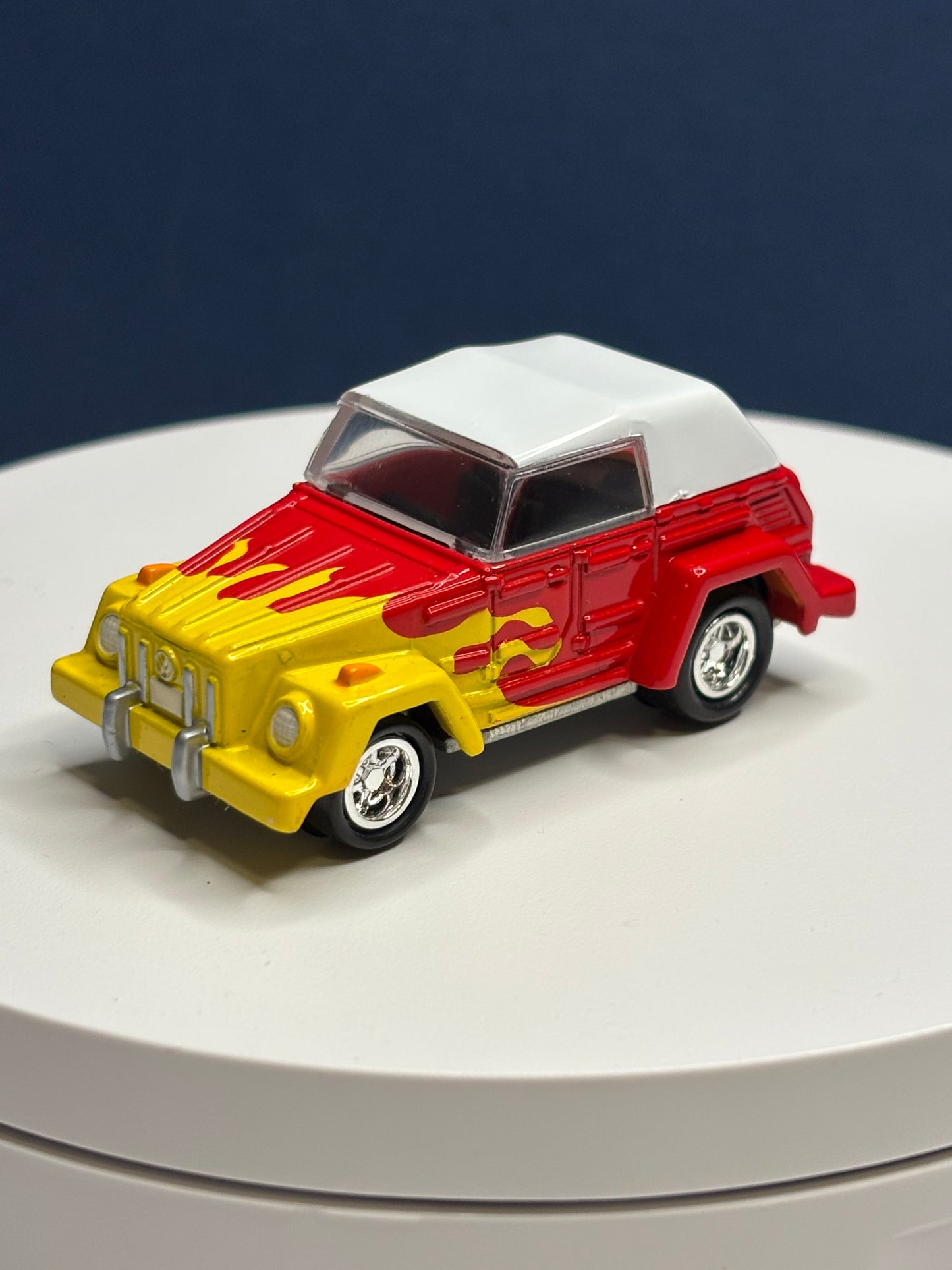 Johnny Lightning VW Thing (flames)