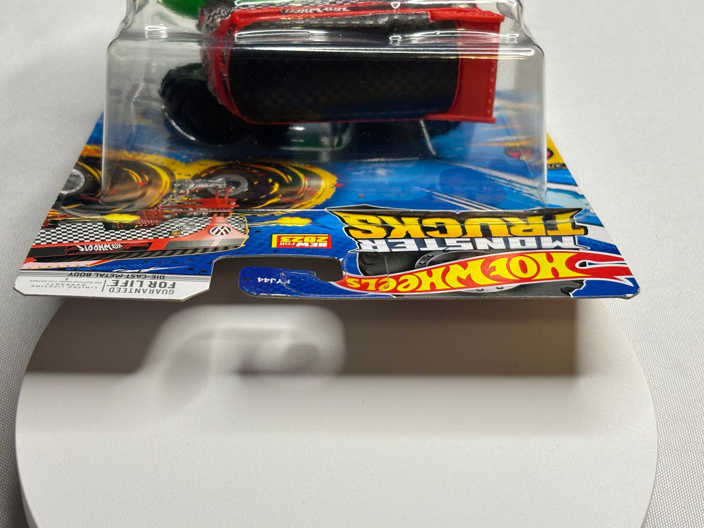 Monster Trucks VW Drag Bus