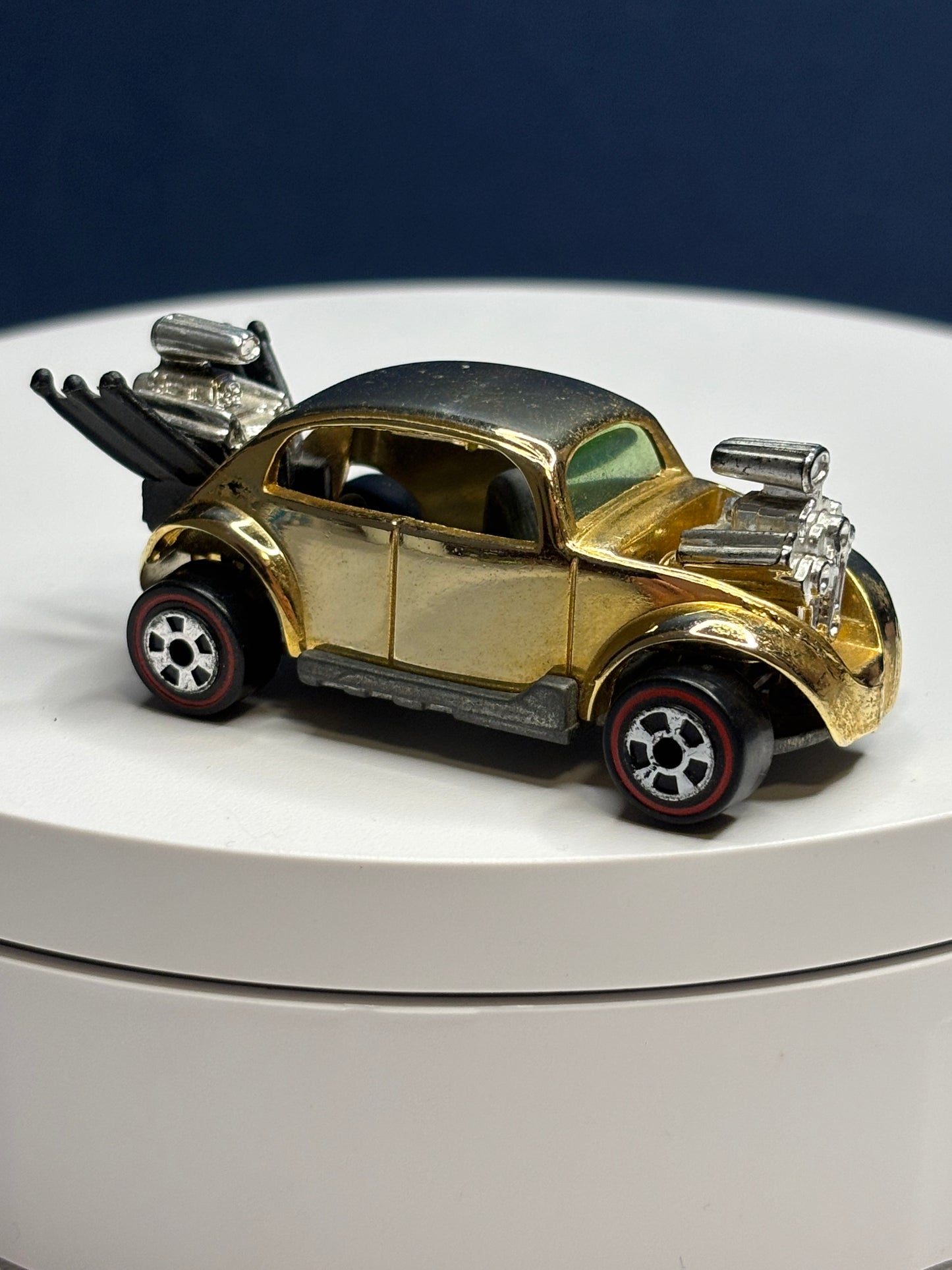 Johnny Lightning Commemorative VW Bug Bomb