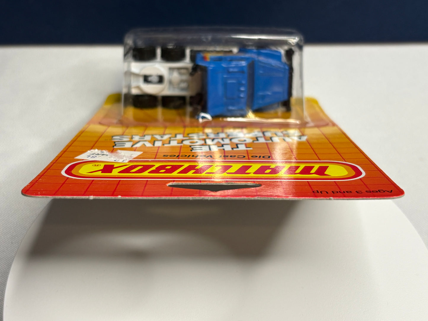 Matchbox MB #8 Scania T-142