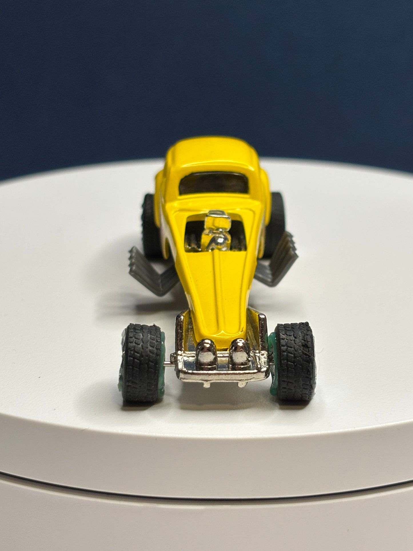 Johnny Lightning Bug-A-Boo