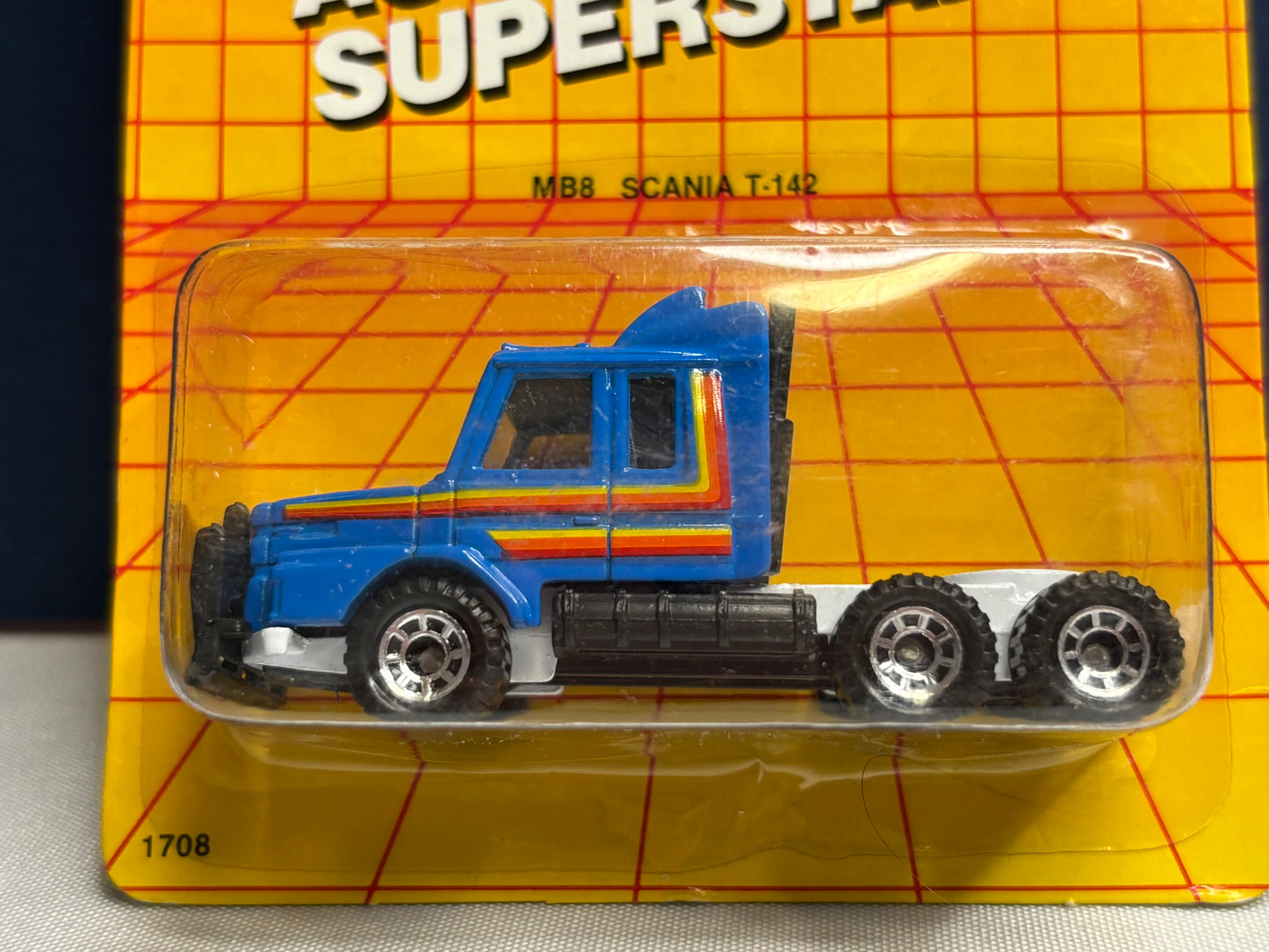 Matchbox MB #8 Scania T-142