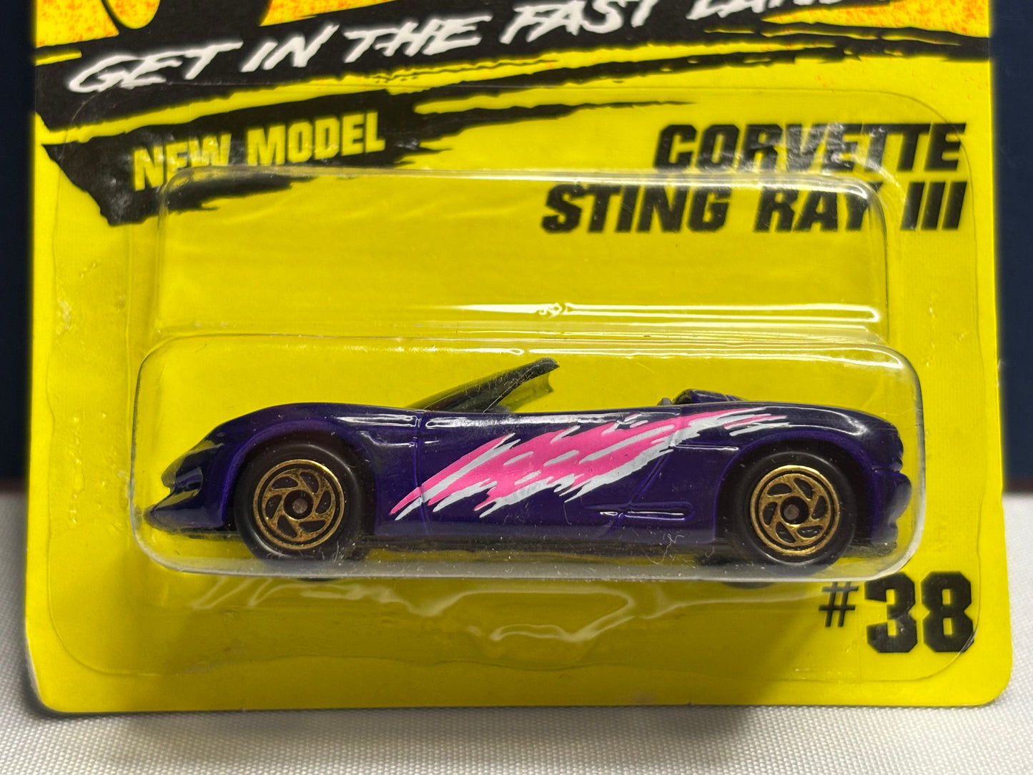 Matchbox #38 Corvette Sting Ray III