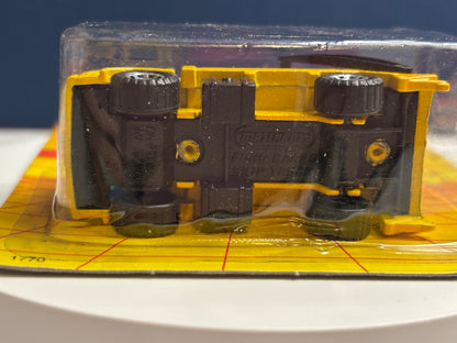 Matchbox MB #70 Ford Cargo Skip Truck