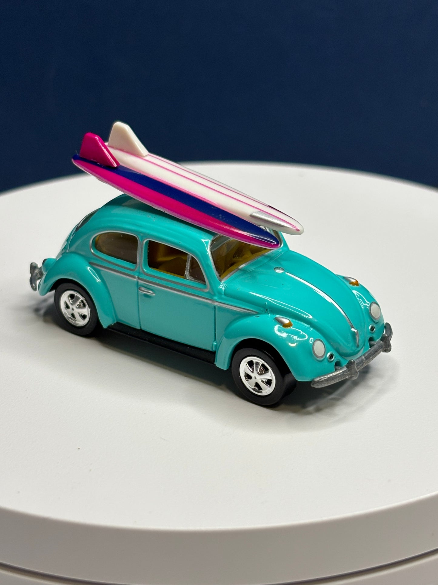 Johnny Lightning VW Bug w/surfboards