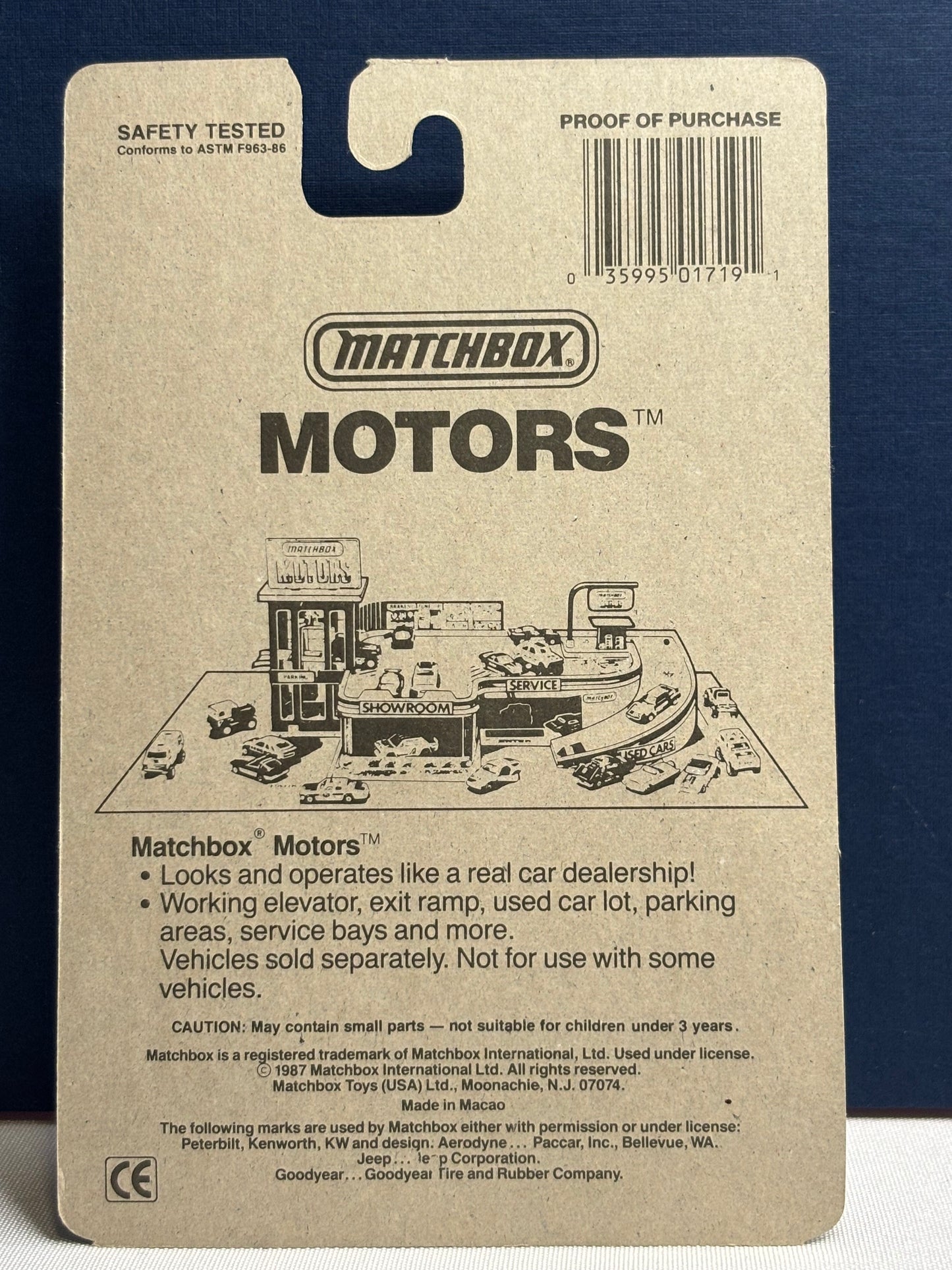 Matchbox MB #19 Peterbilt Cement Truck (blue)