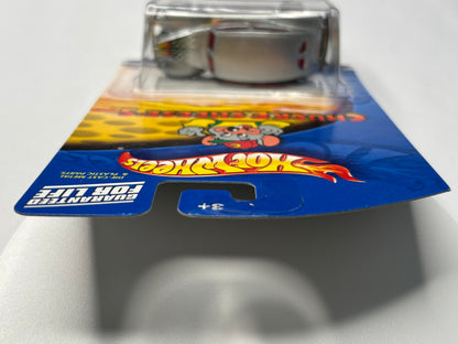 Chuck E. Cheese’s Fat Fendered ‘40