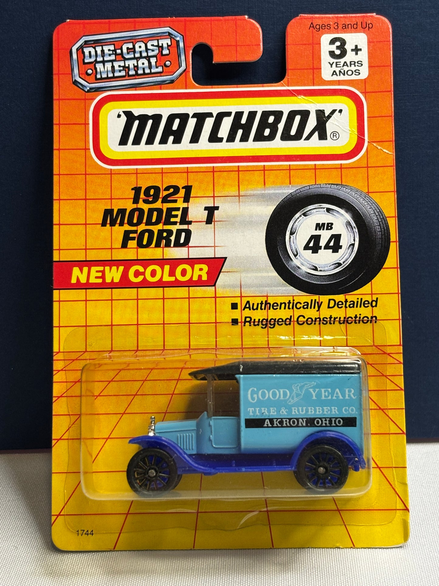 Matchbox MB #44 1921 Model T Ford (Good Year)