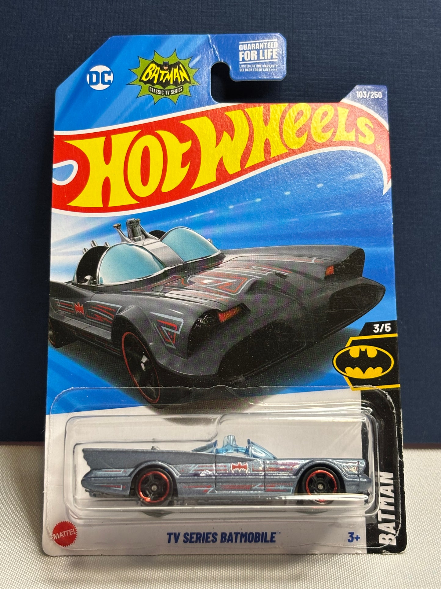 TV Series Batmobile (blue)
