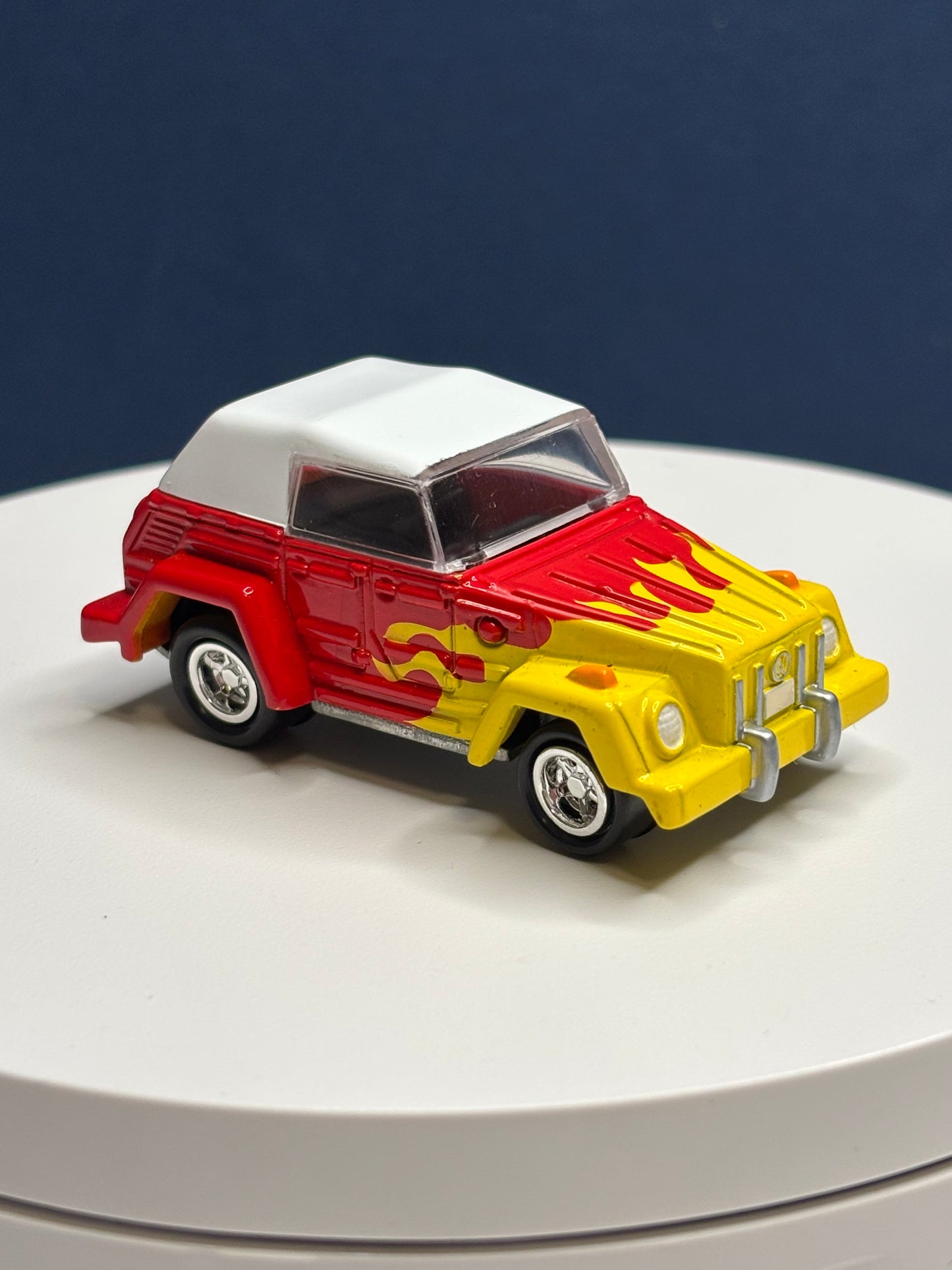 Johnny Lightning VW Thing (flames)