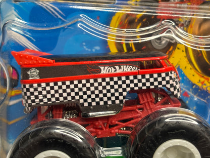 Monster Trucks VW Drag Bus