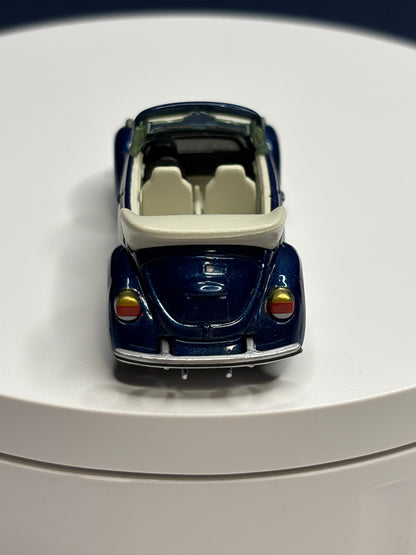Johnny Lightning VW Bug Convertible