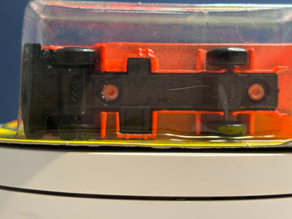 Matchbox MB #23 Volvo Container
