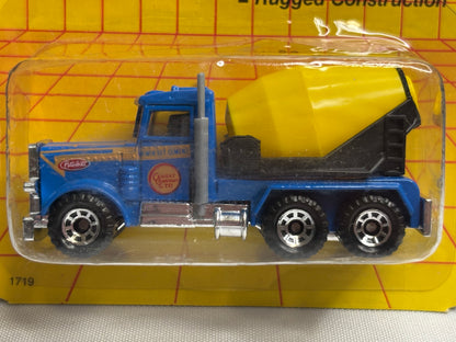 Matchbox MB #19 Peterbilt Cement Truck (blue)