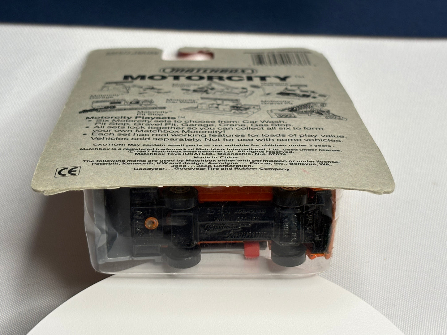 Matchbox MB #36 Refuse Truck (gray)